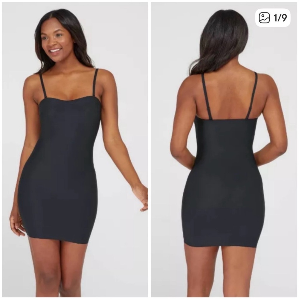 Assets by Spanx Very Black Shaping Convertible Slip size XL
